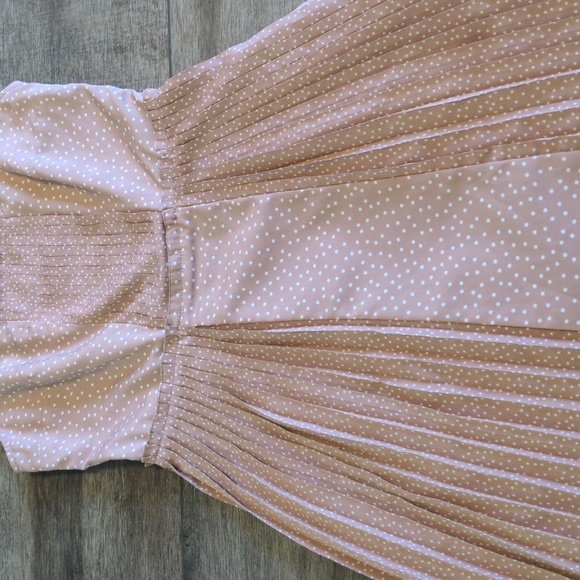 LC Lauren Conrad pleated dress, lined with side zipper - Picture 5 of 5